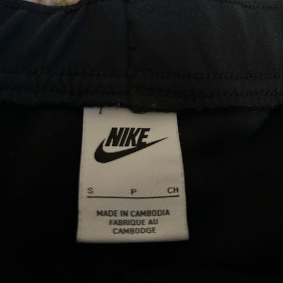 Nike Tech Black Jogger Sweatpants Small - Picture 4 of 4